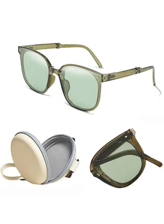 Foldable Sunglasses with Bag Women and Men, Square Folding Easy Carry Foldable Shades UV400 Protection Lens, Sun Protection Sunglasses Suitable for Summer Outdoor Beach Travel Camping, Green 