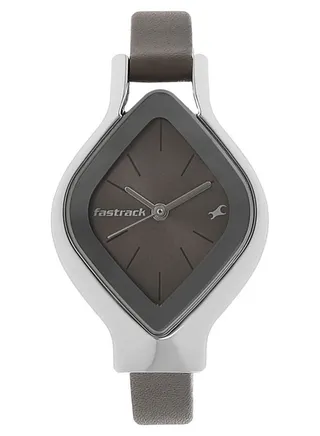 Leather Analog Wrist Watch 6109SL02 