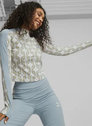 T7 '70s Long Sleeve Cropped Top 