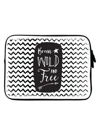 Premium Brave Wild And Free Carrying Case For 15 Inch Laptop Black/White 
