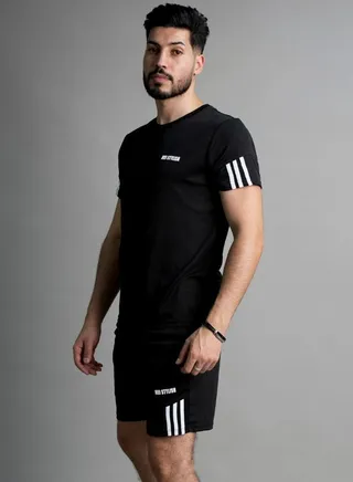 Men Activewear T-Shirt and Shorts Set Suitable for Indoor and Outdoor 