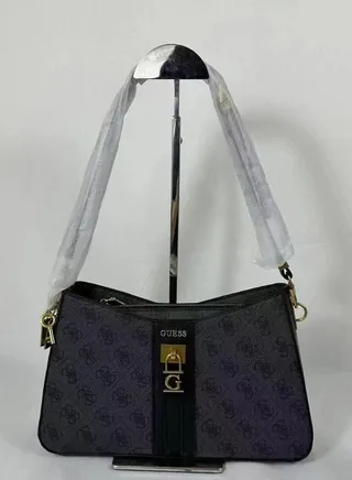 Sophisticated Guess Crossbody Purse: The Perfect Accessory For Any Occasion 
