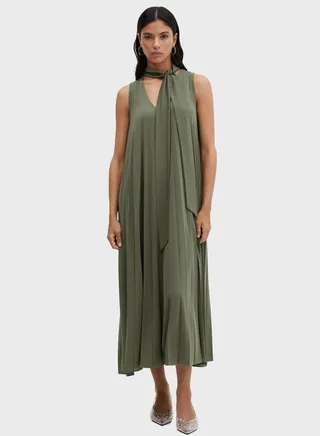 V-Neck Pleated Dress 