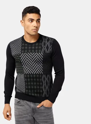 Geometric Pattern Pullover 