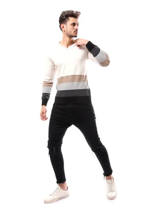 V-Neck Slip ON Patterned Pullover_Multicolour 