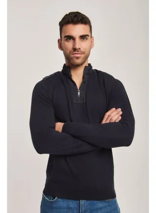Fancy Mock Neck Zipped Pullover 
