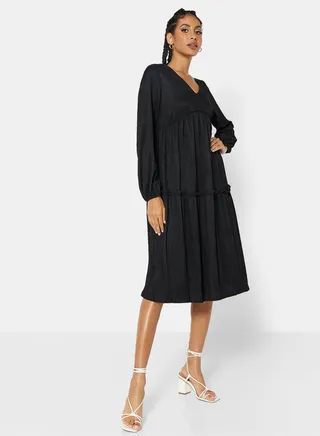 Tiered Pleated Midi Dress Black 