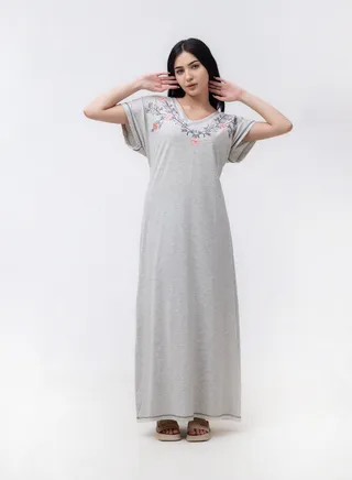 Distinctive nightgown 