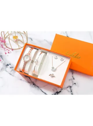 5 in 1 Watch Set for Women with Necklace Bracelet Ring and Earring 