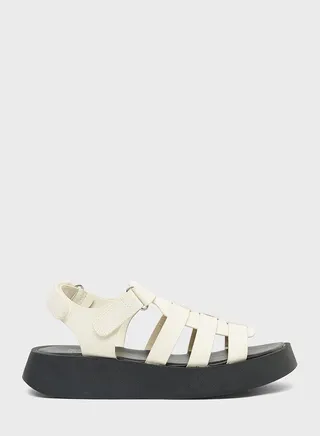 Emmaa Flat Sandals 