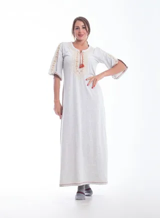 Distinctive nightgown 