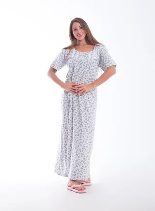 Distinctive nightgown 