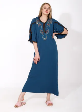 A stunning nightgown 