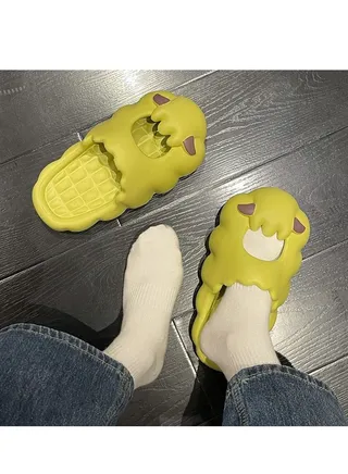 Cute Little Sheep Slippers Thick Soles Deodorant Non-Slip Slippers 