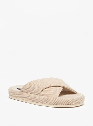 Men Textured Bedroom Slide Slippers
