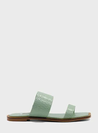 Luana Flat Sandals 