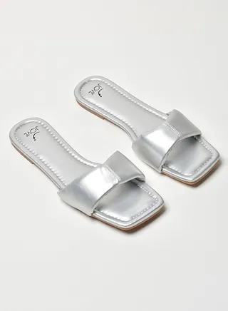 Broad Strap Flat Sandals Silver 