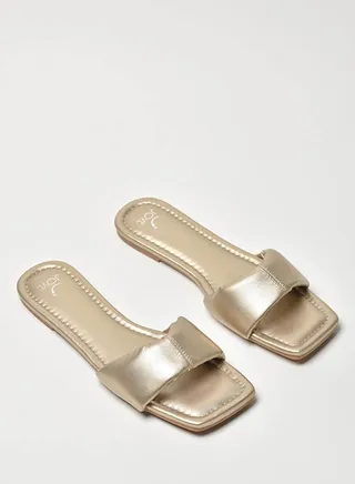 Broad Strap Flat Sandals Gold 