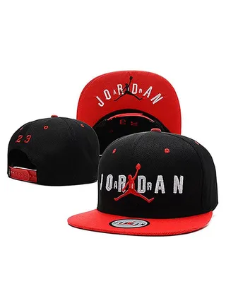 [NEW ERA] Chic and Stylish Baseball Cap - Elevate Your Look with Effortless Elegance! 