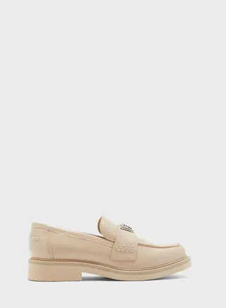 Shatha Moccasins