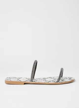 Castel Flat Sandals Grey Black 