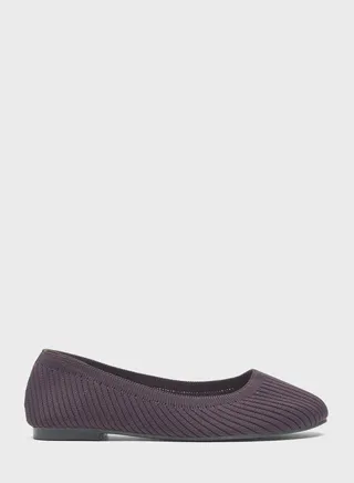 Round Toe Flat Ballerinas 