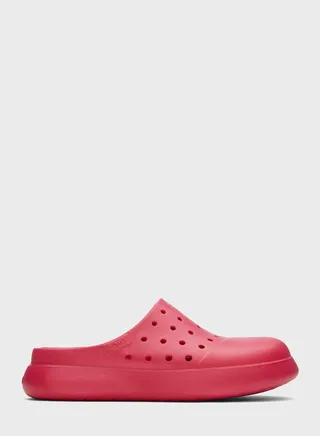 Essential Slip Ons 