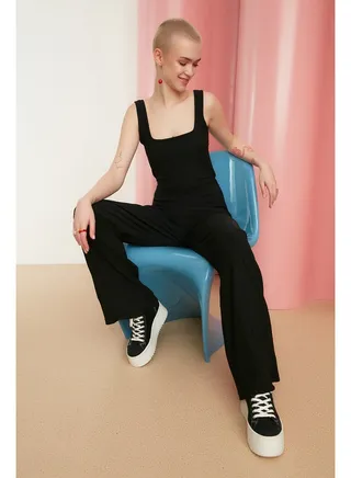 Black Crepe Knitted Jumpsuit with Lace-up Detail. TWOSS21TU0103 