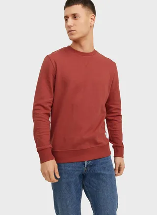 Essential Regular Fit Sweatshirt 