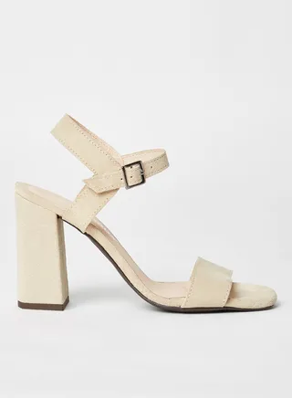 Leather Block Heel Sandals Beige 