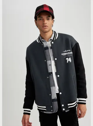 Graphic Snap Button Cardigan