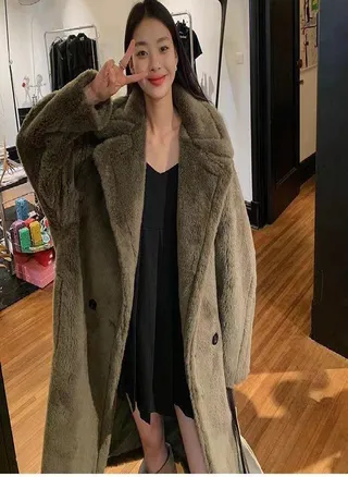 Long Teddy Bear Jacket Coat Women Winter Thick Warm Oversized Chunky Outerwear Overcoat Women Faux Lambswool Fur Coats 