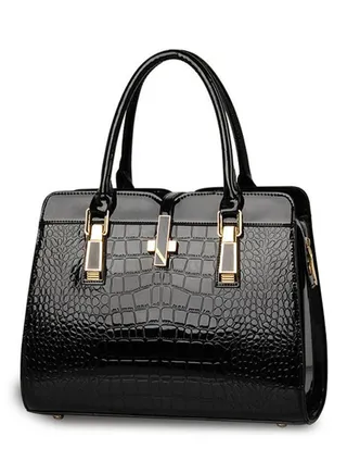 Alligator Pattern Shoulder Bag Black 