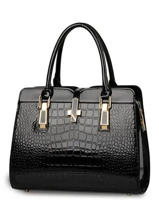 Alligator Pattern Shoulder Bag Black 