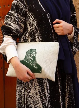 Founder Pouch 