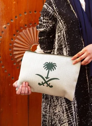 Pouch Swords and the Palm 
