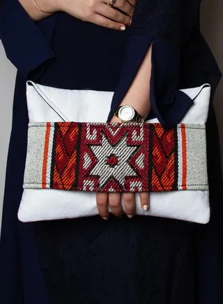 pouch with a sadou grip 