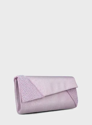 Flap Over\n Magnet Lock Clutch