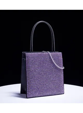 Minimalist And Fashionable Dinner Bag 