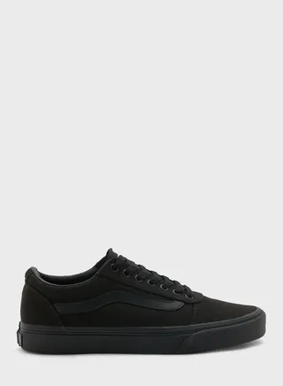 Classic Ward Sneakers