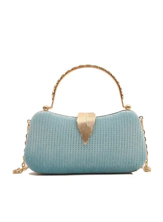 Minimalist And Fashionable Dinner Bag 