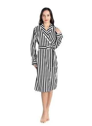 Women's Bathrobes Spring and Summer Ice Silk Nightdress Simple Homewear  Satin Silk Imitation Bathrobes 