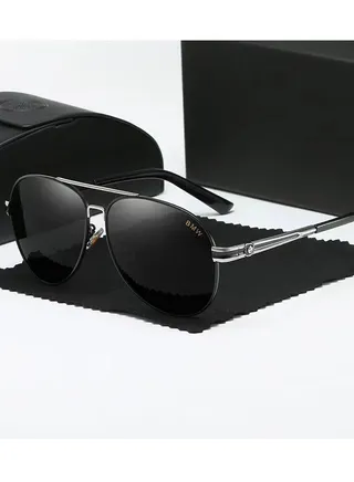 Fashionable Taste and Comfort in One! These high-quality UV400 sunglasses with metal and PC frames provide you with the perfect wearing experience. 