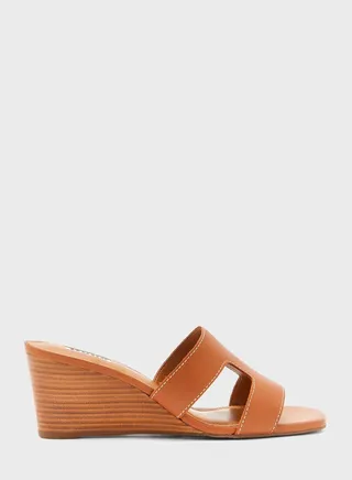 Mid Heel Wedge Sandals 