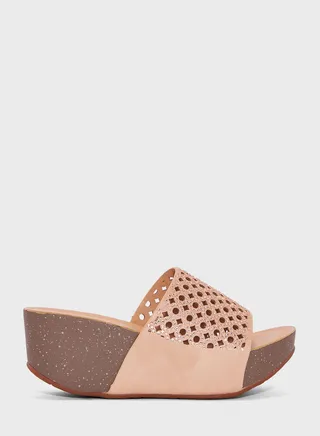 Single Strap Wedge Sandals 