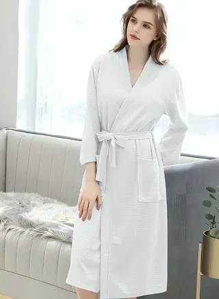 Women's Bathrobe Light Super Absorbent Skin-friendly Home Clothes Nightgown Suitable For All Seasons M (40-60Kg) 