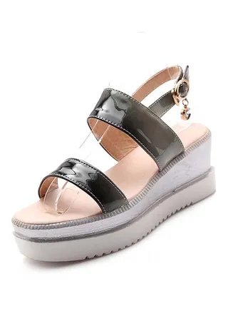 Leather Buckle Closure Sandals Black 