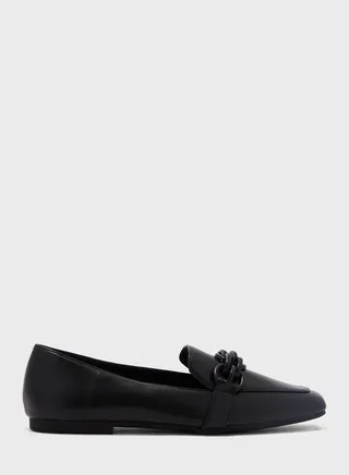 Tonal Chain Square Toe Loafer Black