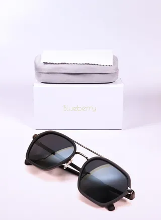sunglasses high quality hexagonal and polarized  lenses protect your eyes from the sun's harmful rays 