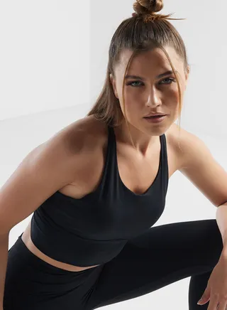 Crossover Detail Athletic Bra